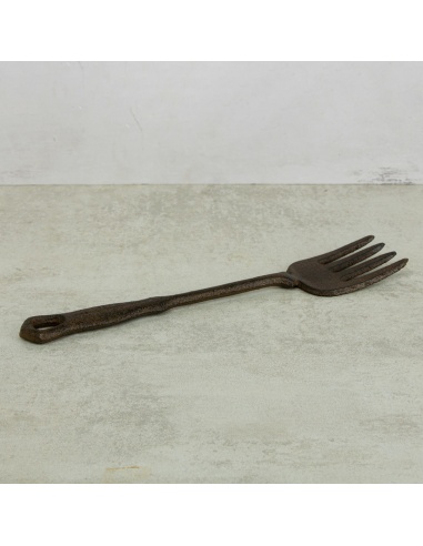 TENEDOR DE HIERRO L.30